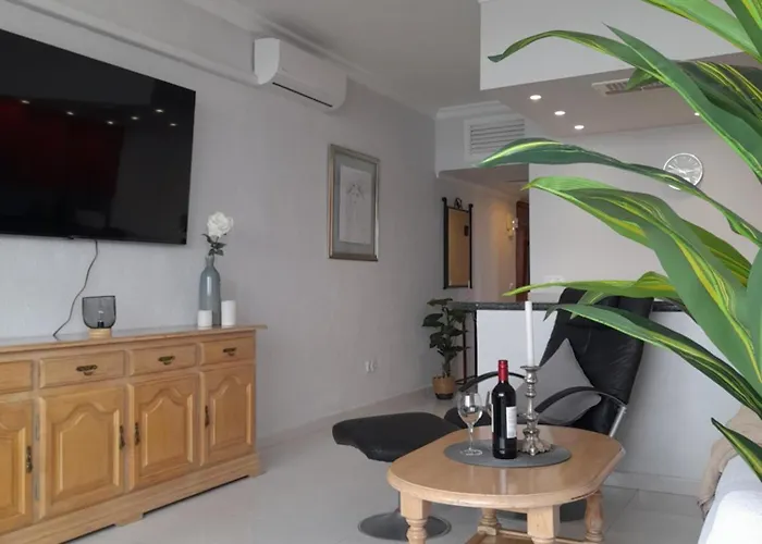 Appartement On The Harbor, First Line With Beautiful Sea View In 4 Star