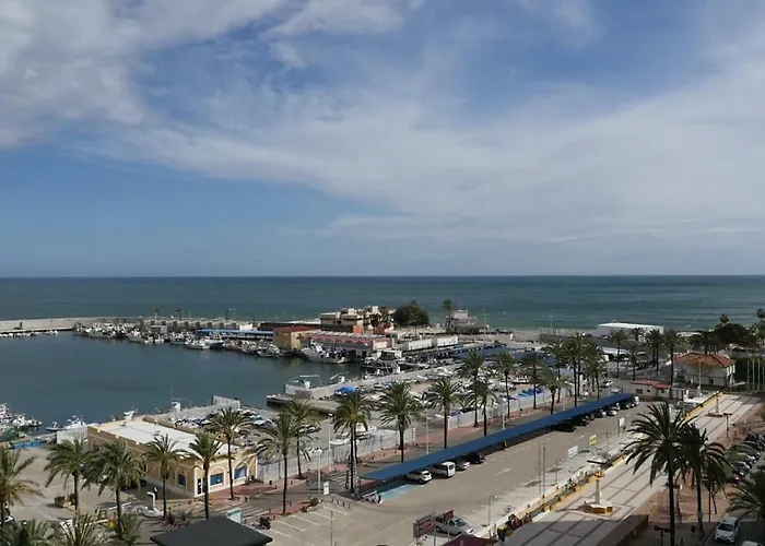 On The Harbor, First Line With Beautiful Sea View In 4 Star Appartement