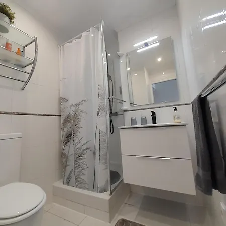 On The Harbor, First Line With Beautiful Sea View In 4 Star