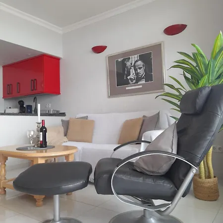 On The Harbor, First Line With Beautiful Sea View In 4 Star 푸엔히롤라