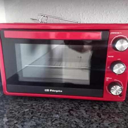 On The Harbor, First Line With Beautiful Sea View In 4 Star 푸엔히롤라