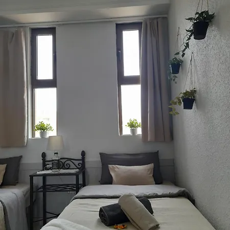 On The Harbor, First Line With Beautiful Sea View In 4 Star Appartement Fuengirola