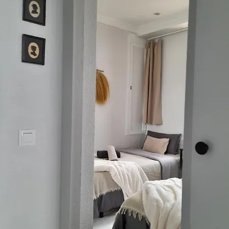 Appartement On The Harbor, First Line With Beautiful Sea View In 4 Star *