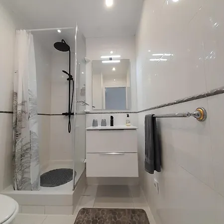 Appartement On The Harbor, First Line With Beautiful Sea View In 4 Star *