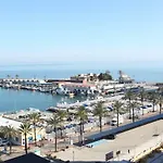 On The Harbor, First Line With Beautiful Sea View In 4 Star Appartement Fuengirola