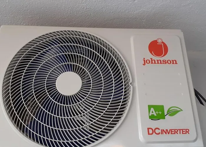 On The Harbor, First Line With Beautiful Sea View In 4 Star 公寓 丰希罗拉