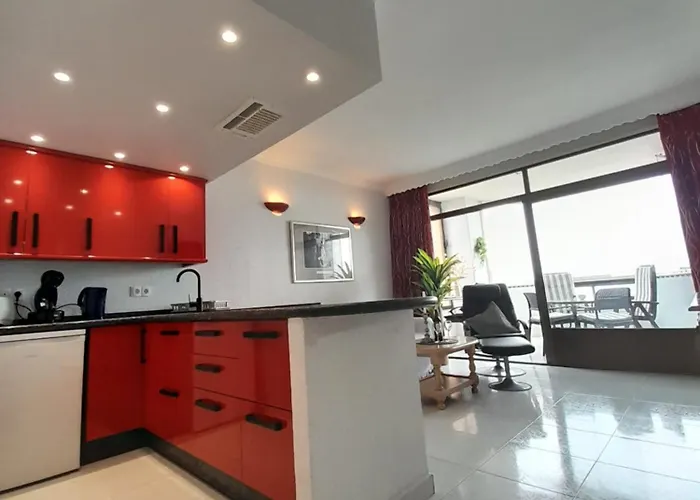 On The Harbor, First Line With Beautiful Sea View In 4 Star * 丰希罗拉